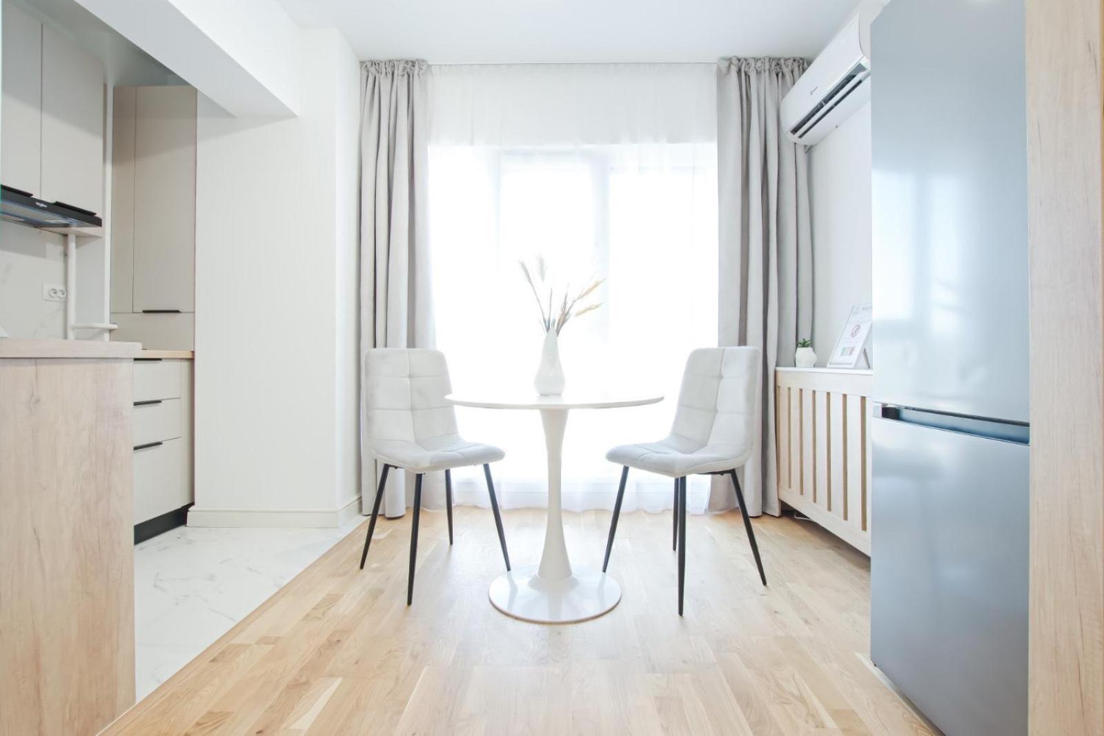 Himson-Blue Apartament Iasi Exterior photo